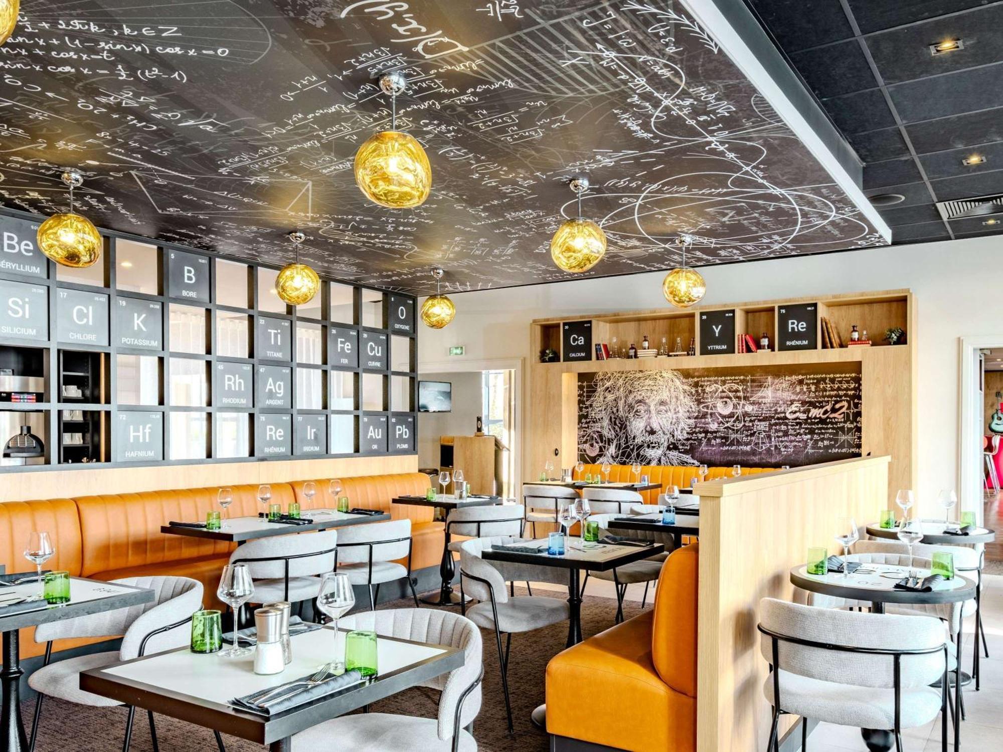 이비스 마른 라 발레 상 호텔 샹-쉬르-마른 외부 사진